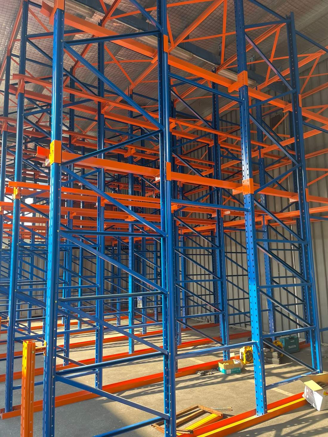 Drive-in racking frame structure