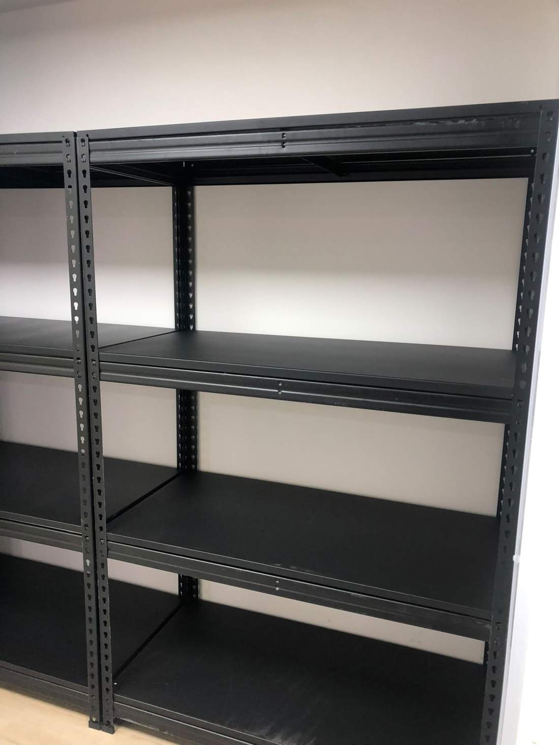 Boltless shelving on mezzanine level, Singapore
